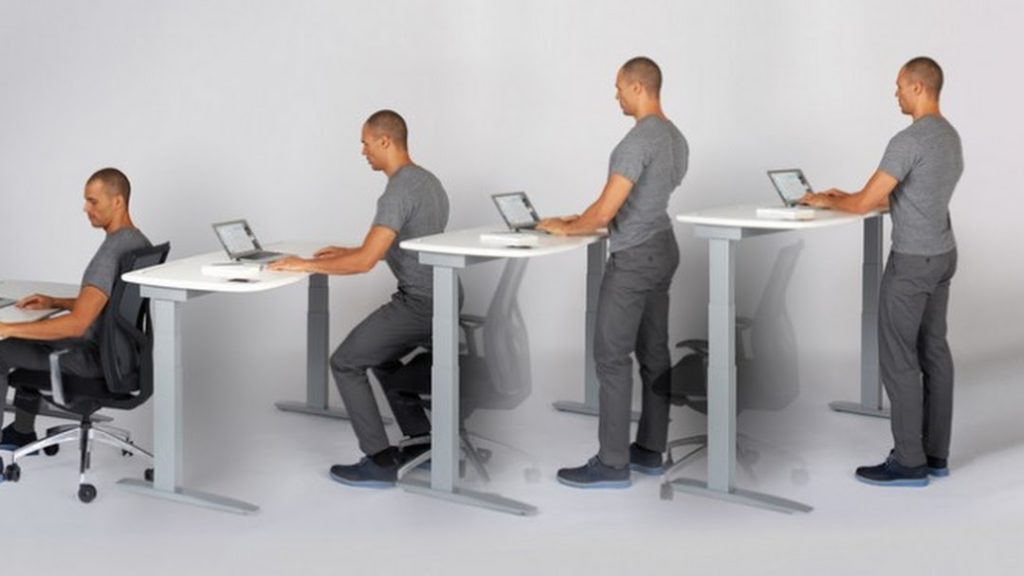 Насколько высоким должен быть стоячий стол для хорошей осанки Насколько высоким должен быть стоячий стол для хорошей осанки