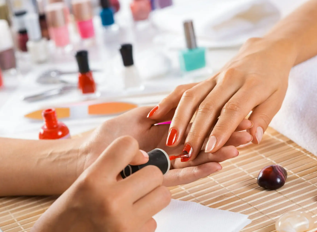 Покупка Хорошего Стола для Маникюра Покупка Хорошего Стола для Маникюра