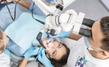 Современные методы лечения кариеса с использованием стоматологических микроскопов
