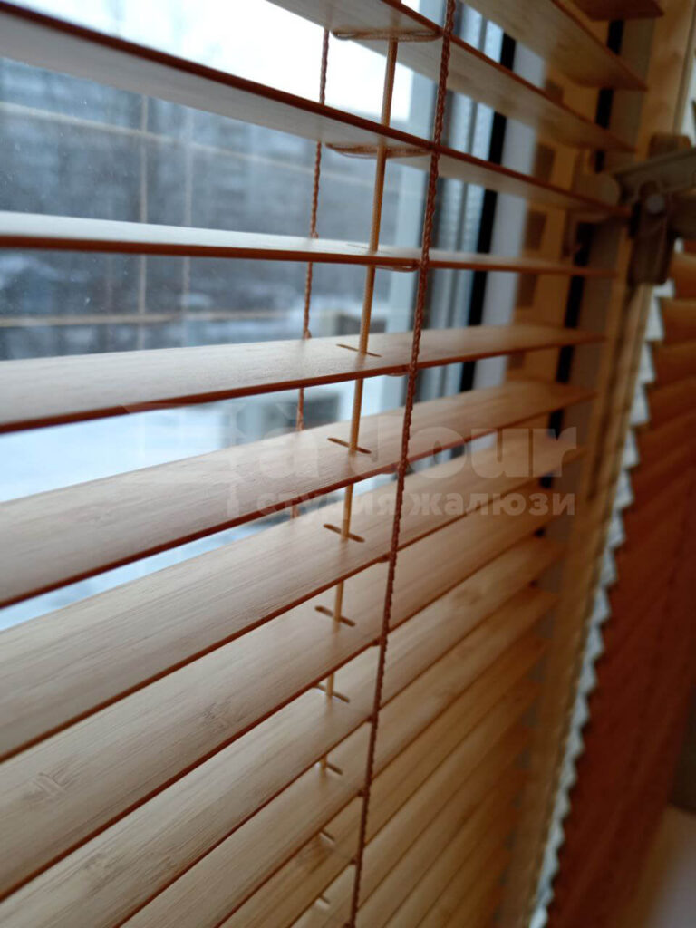 Жалюзи в Красноярске: выбор и преимущества