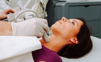 Что такое УЗИ сосудов шеи и зачем оно нужно